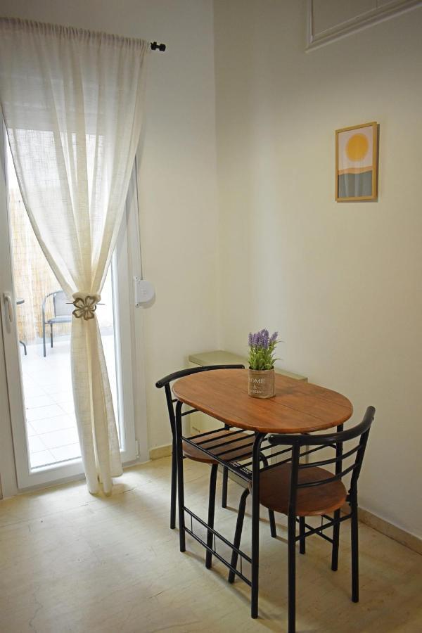 Olive - Happyhostgr - Downtown Apartment Volos Exterior foto
